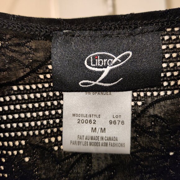 Black Layered sleeveless Ruffle Lace Blouse with Floral Motif - Picture 9 of 9